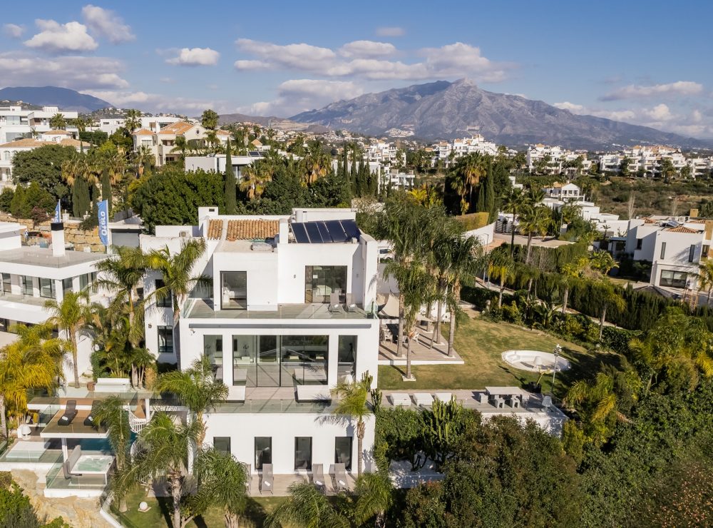 Casa viva Villa La Alqueria benahavis marbella