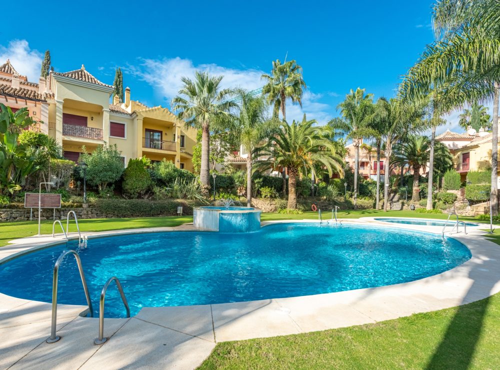 Jardines townhouse Marbella Golden Mile