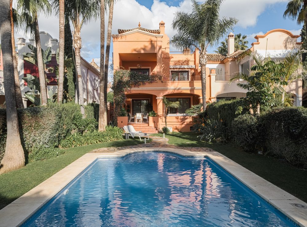 Villa La Alzambra Vasari Nueva Andalucia Marbella