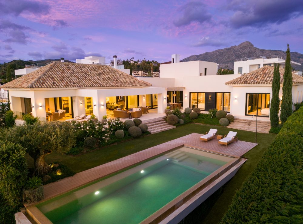 Casa Nevis Haza del Conde Nueva Andalucia Marbella