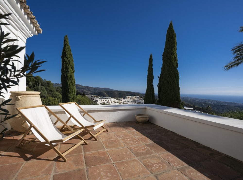 Villa Altos de los Monteros Marbella East seaview