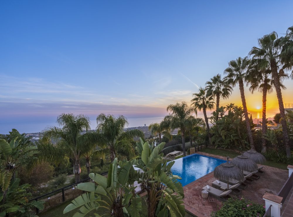 Villa Altos de los Monteros Marbella East seaview