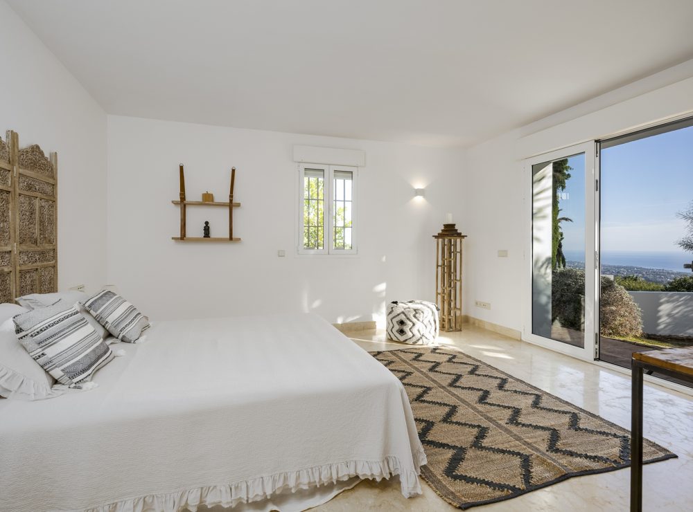 Villa Altos de los Monteros Marbella East seaview