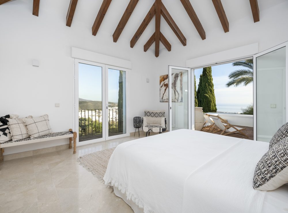 Villa Altos de los Monteros Marbella East seaview