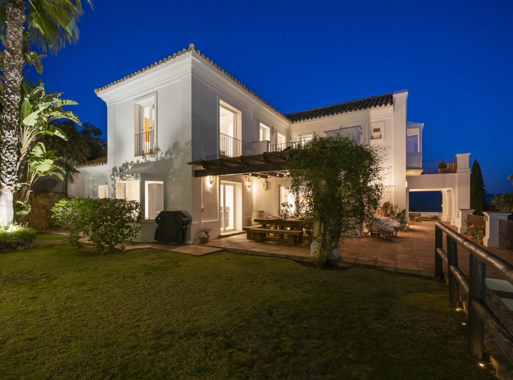 Villa Altos de los Monteros Marbella East seaview