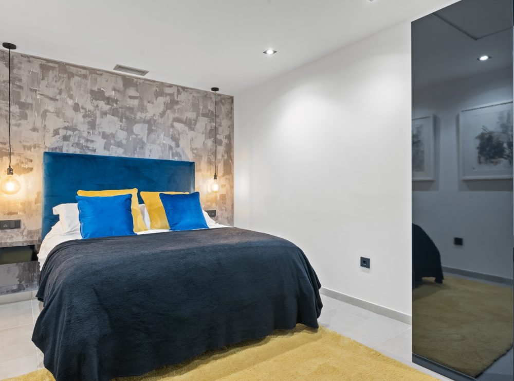 Townhouse The Island Estepona Beachfront Marbella