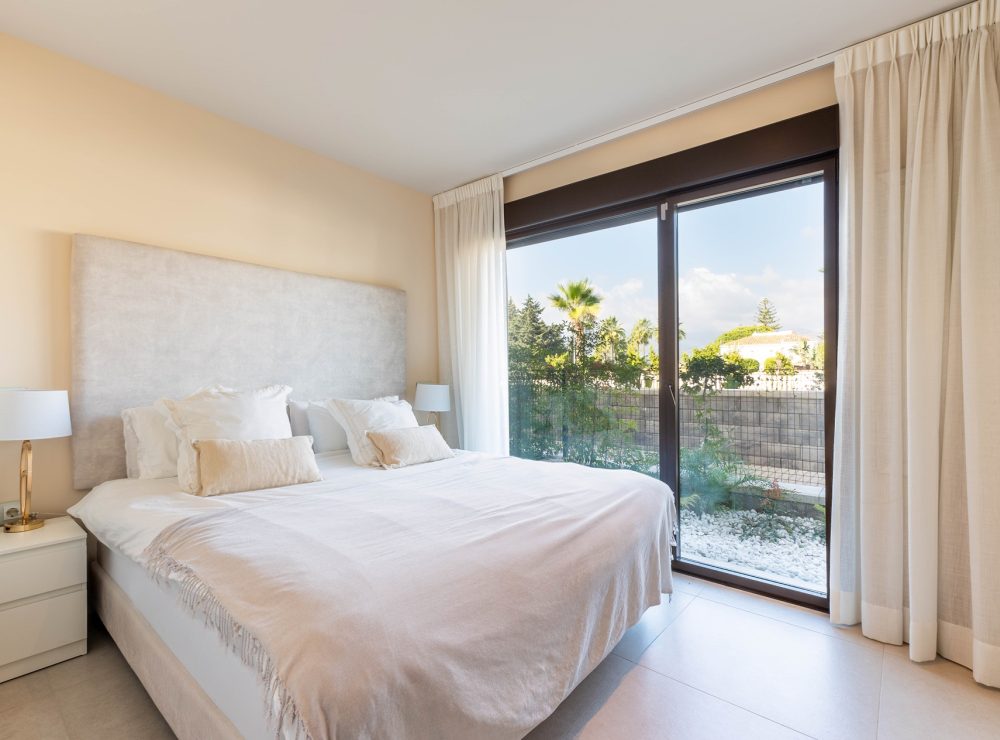 Ground floor apartment Velaya New Golden Mile Estepona Marbella