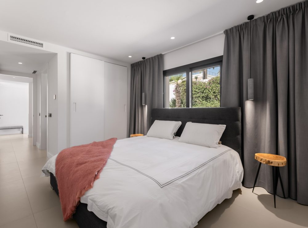 Villa Celine Percelas del Golf Nueva Andalucia Marbella