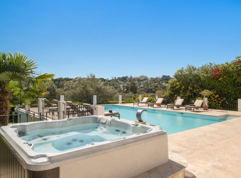 Villa Celine Percelas del Golf Nueva Andalucia Marbella