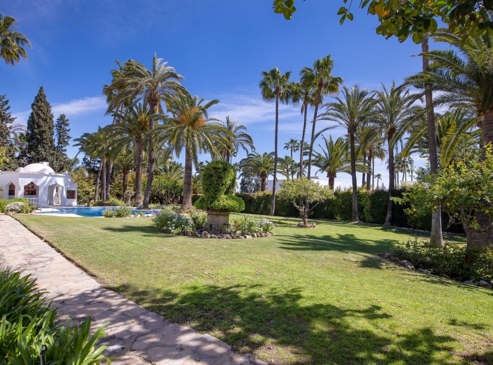 Villa Oasis New Golden Mile Estepona Marbella El Paraiso