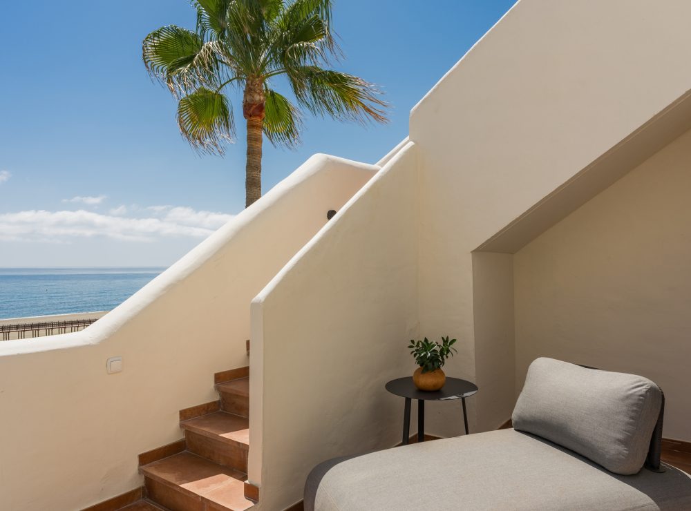 Duplex penthouse Bahia Velerin New Golden Mile Estepona Marbella