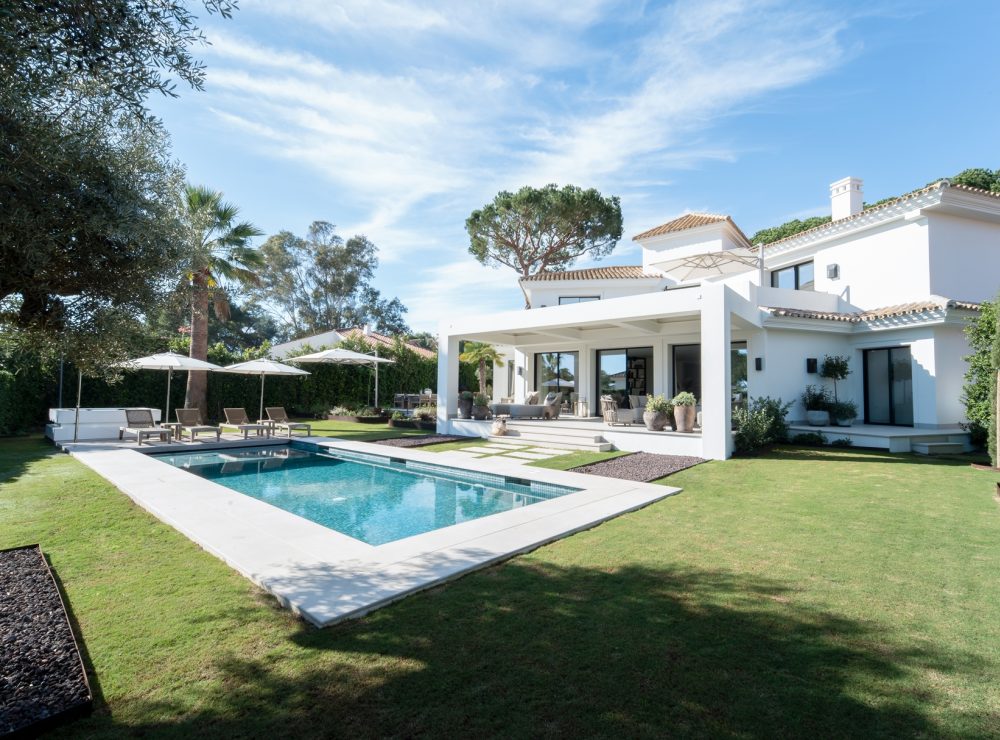 Beachside villa Matilda Los Monteros Marbella East