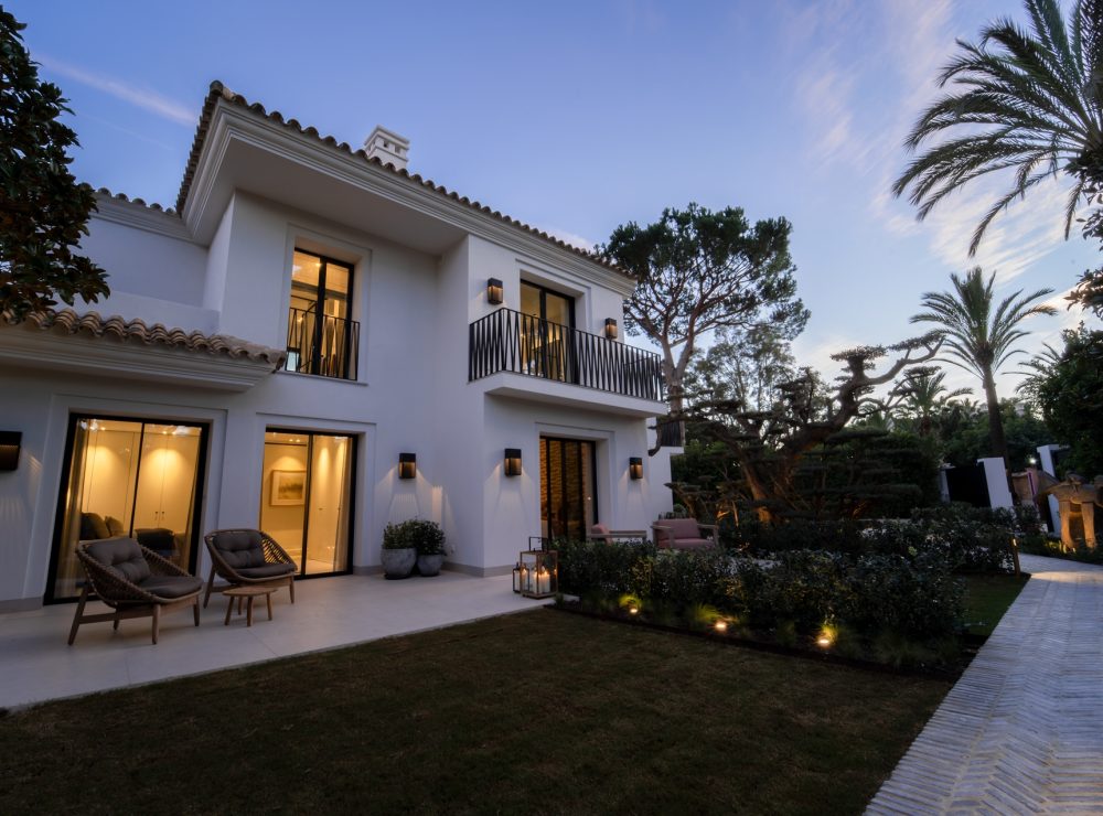 Beachside villa Matilda Los Monteros Marbella East