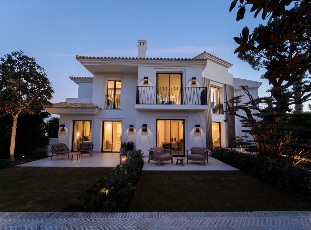 Beachside villa Matilda Los Monteros Marbella East