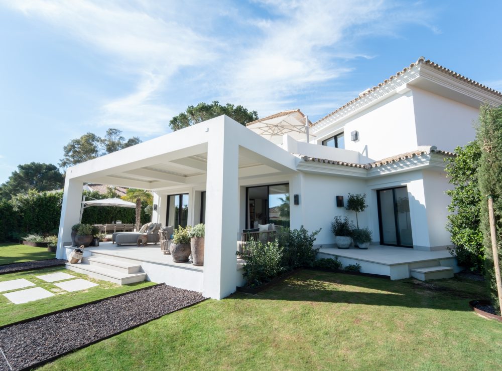 Beachside villa Matilda Los Monteros Marbella East