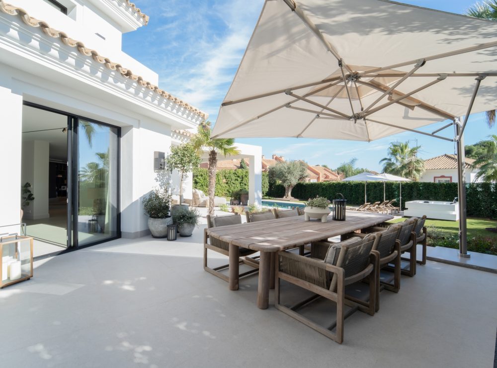 Beachside villa Matilda Los Monteros Marbella East