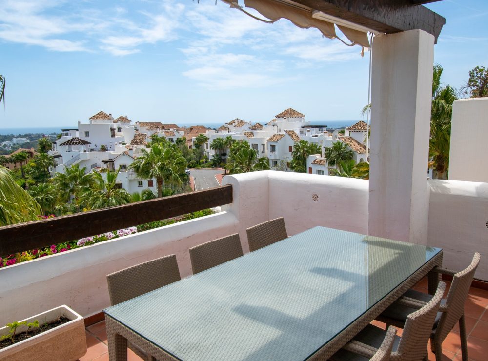 Duplex penthouse Lomas del Marques sea views Benahavis Marbella