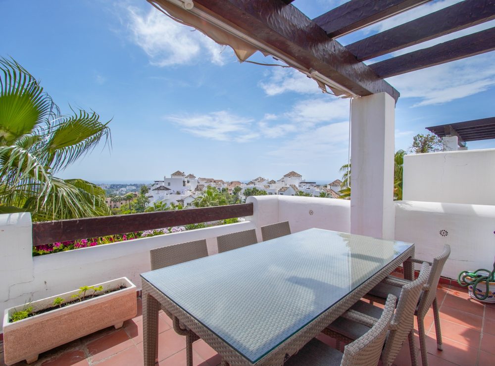 Duplex penthouse Lomas del Marques sea views Benahavis Marbella