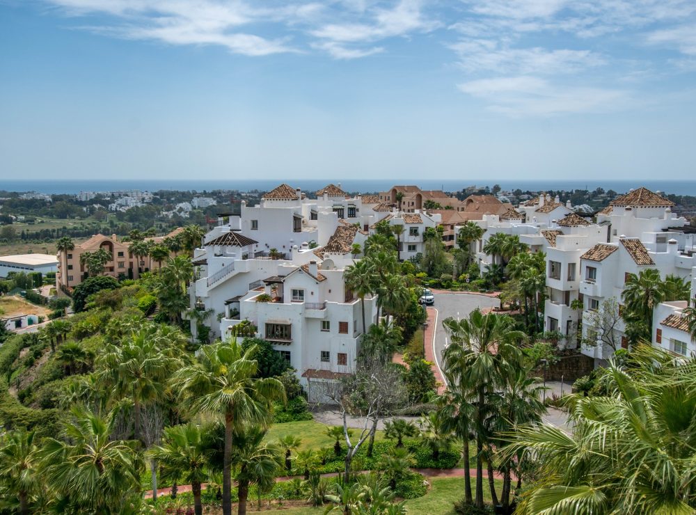 Duplex penthouse Lomas del Marques sea views Benahavis Marbella