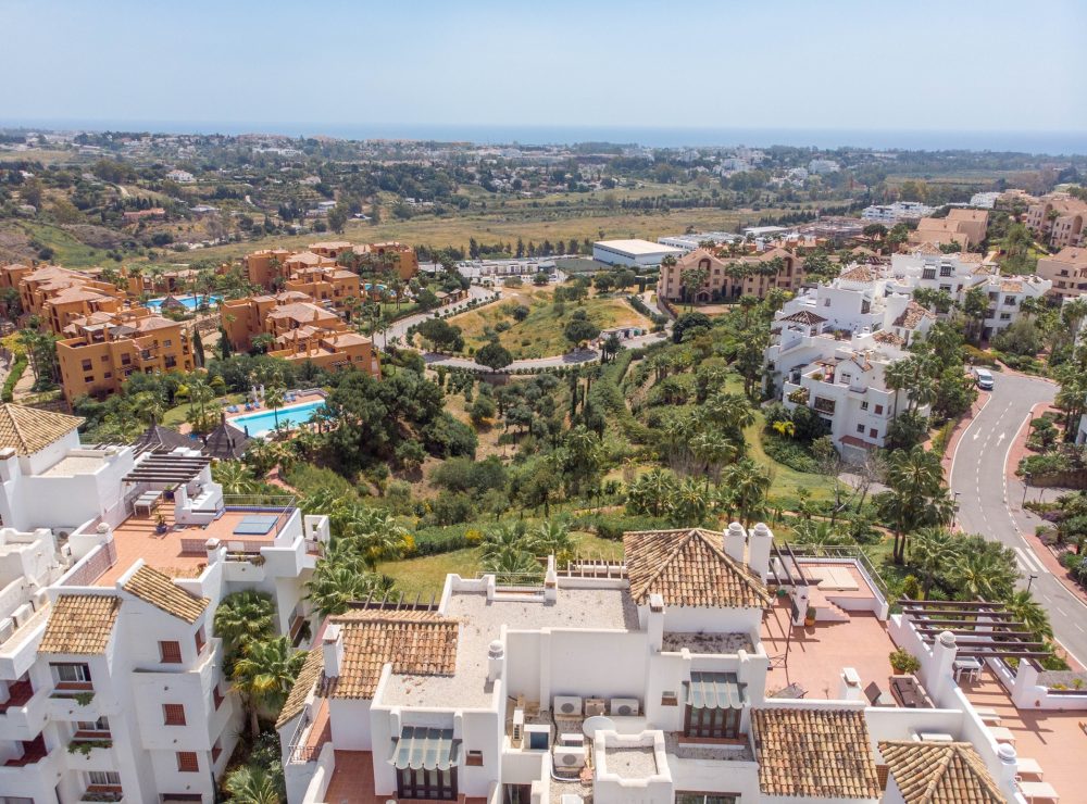 Duplex penthouse Lomas del Marques sea views Benahavis Marbella