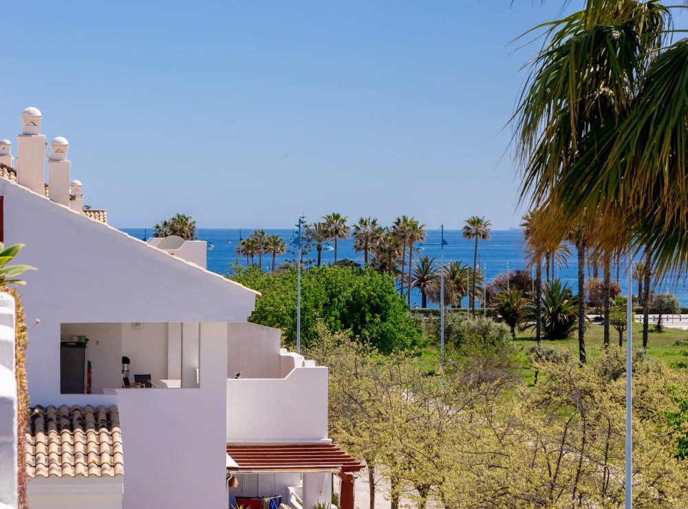 Duplex penthouse San Pedro de Alcantara Marbella beachside