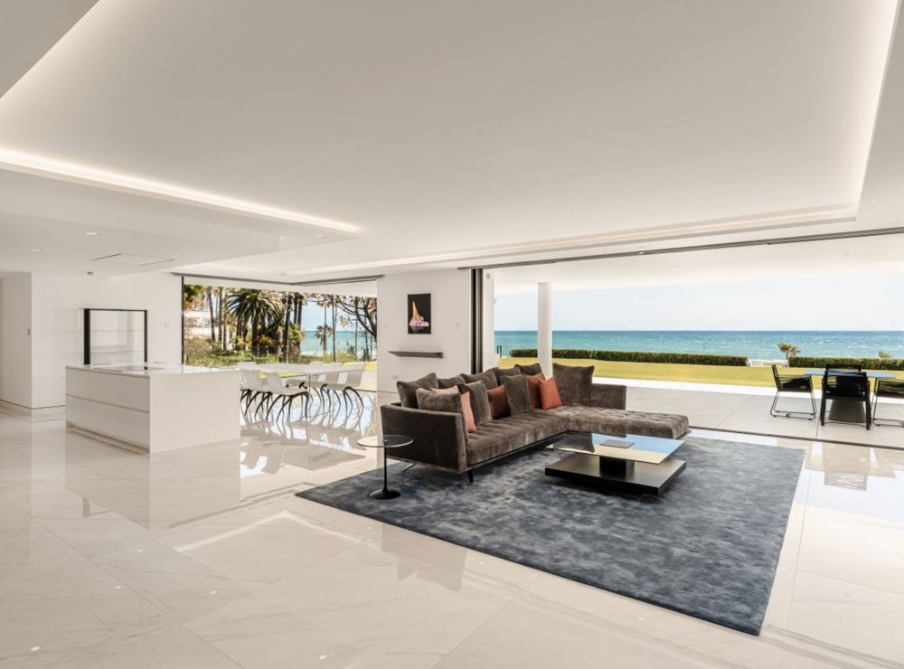 Apartment beachfront Emare New Golden Mile Estepona