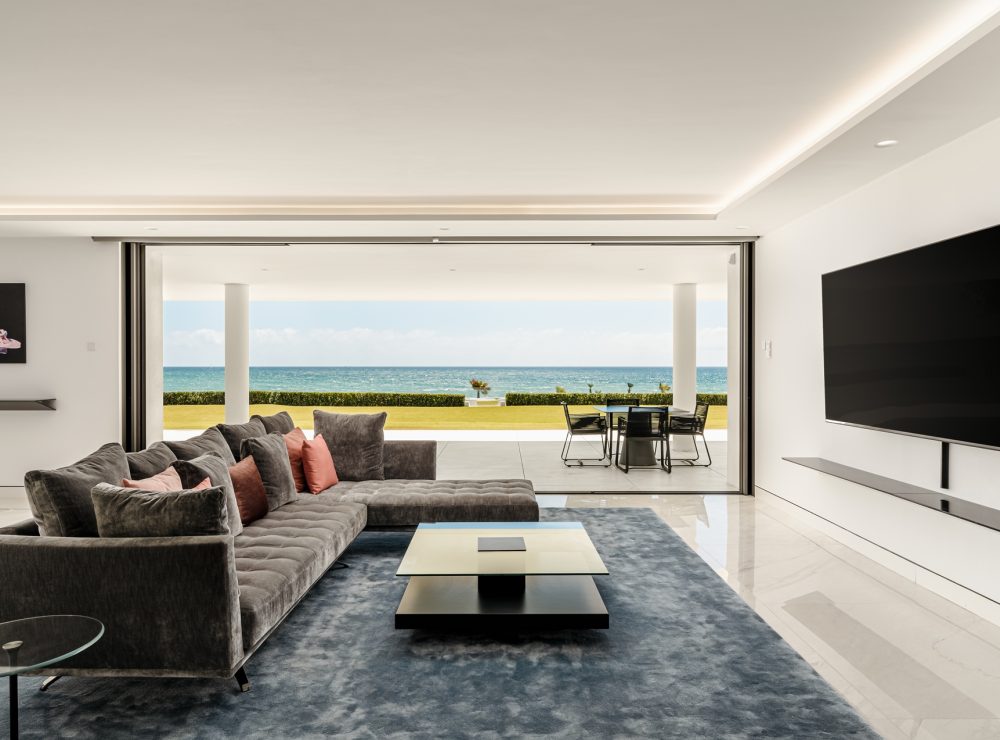 Apartment beachfront Emare New Golden Mile Estepona