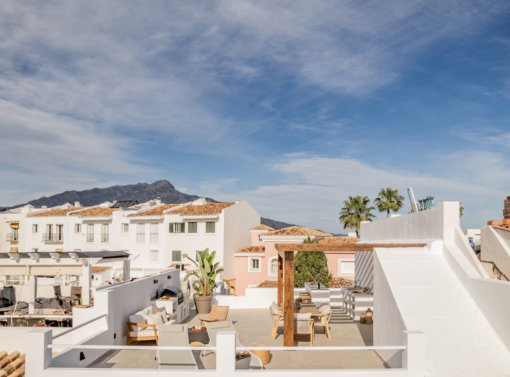 Penthouse Las Terrazas La Quinta Benahavis Marbella sea views