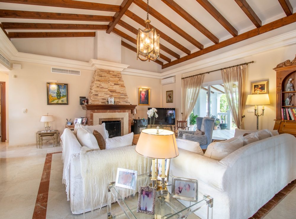 Villa Loxley El Paraiso Alto Benahavis Marbella