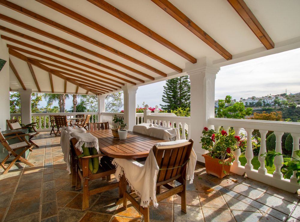 Villa Loxley El Paraiso Alto Benahavis Marbella