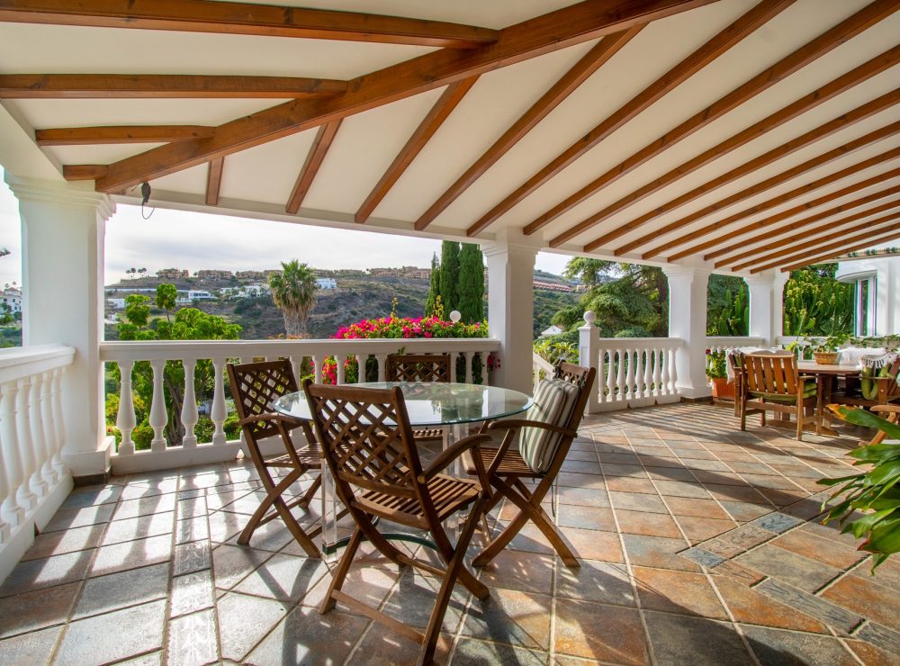 Villa Loxley El Paraiso Alto Benahavis Marbella