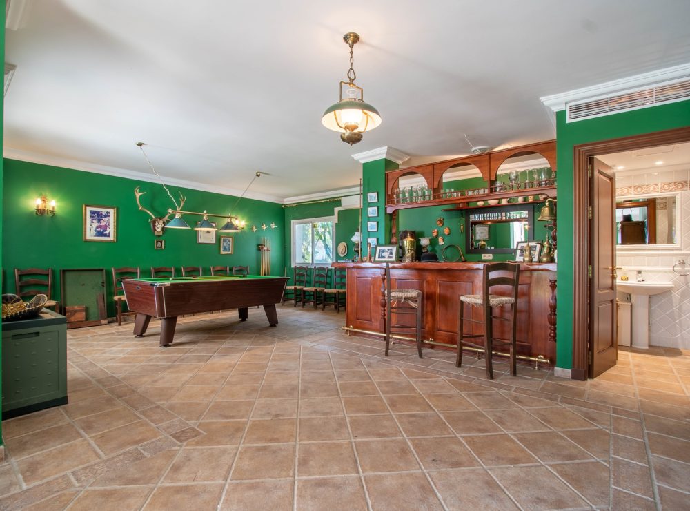 Villa Loxley El Paraiso Alto Benahavis Marbella
