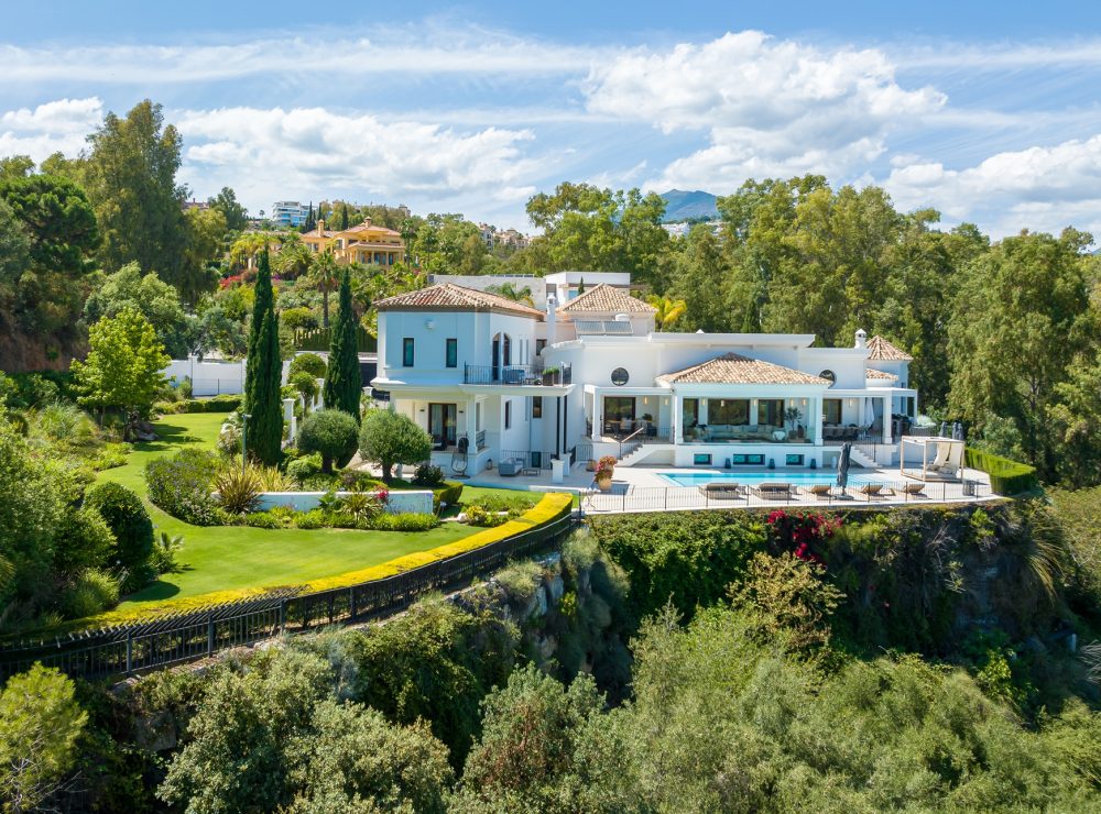 Villa Olivia El Herrojo Alto La Quinta Benahavis Marbella