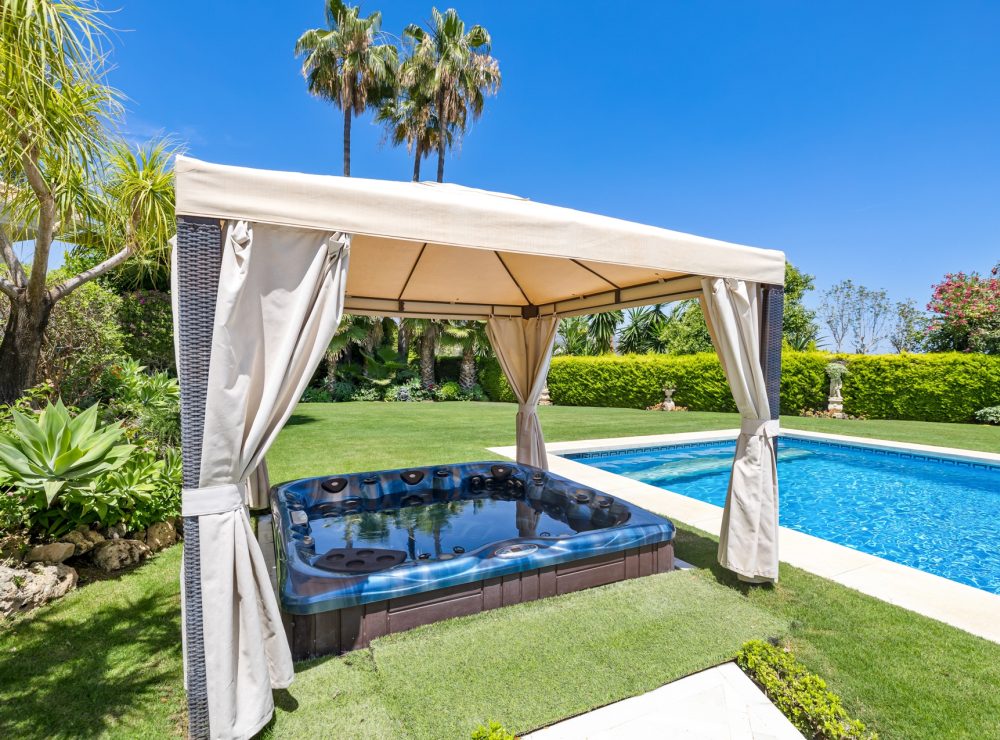 Villa La Cerquilla 65 Nueva Andalucia Marbella