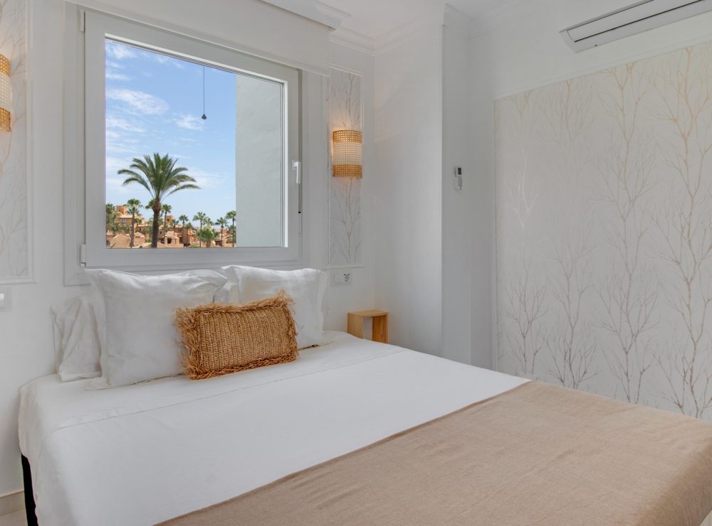 Apartment frontline beach Alcazaba beach New Golden Mile Estepona Marbella