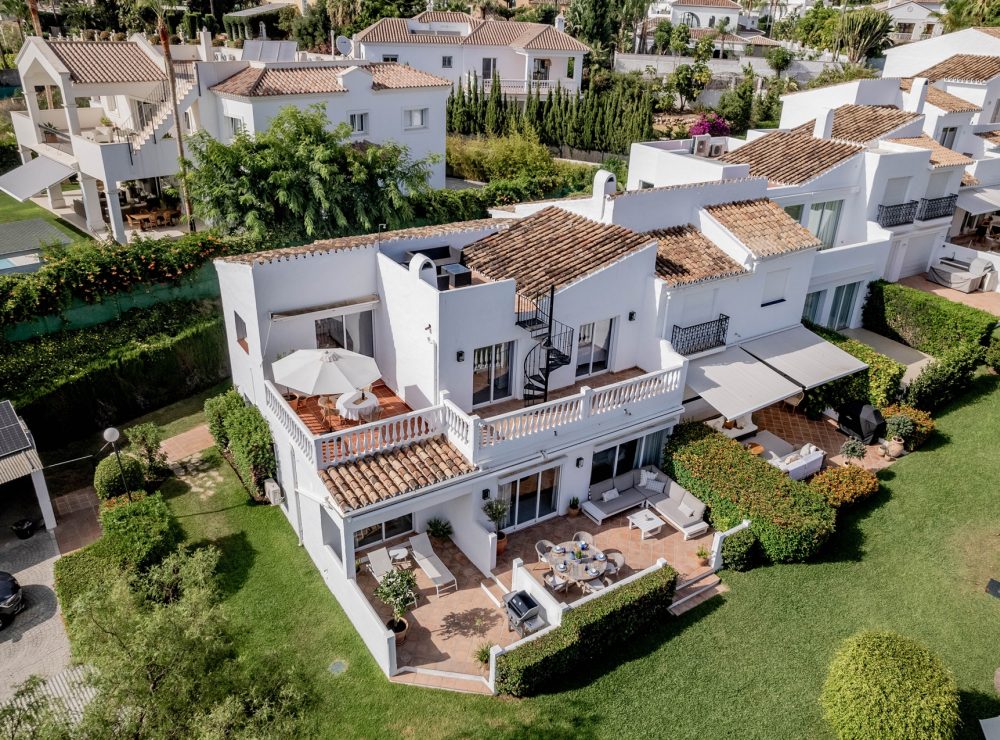 Townhouse Aloha Sur 21 Parcelas del Golf Nueva Andalucia Marbella