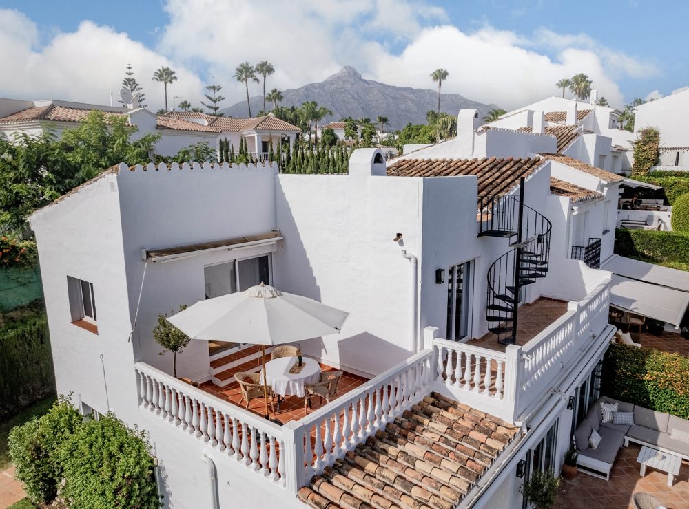 Townhouse Aloha Sur 21 Parcelas del Golf Nueva Andalucia Marbella