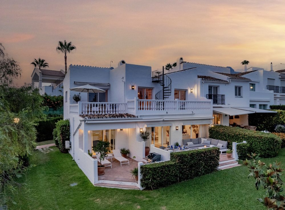 Townhouse Aloha Sur 21 Parcelas del Golf Nueva Andalucia Marbella