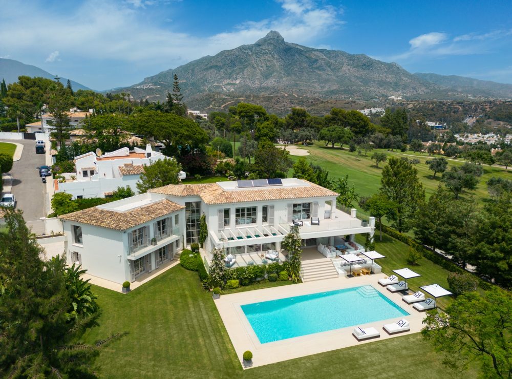 Villa Aloha 40 Nueva Andalucia Marbella