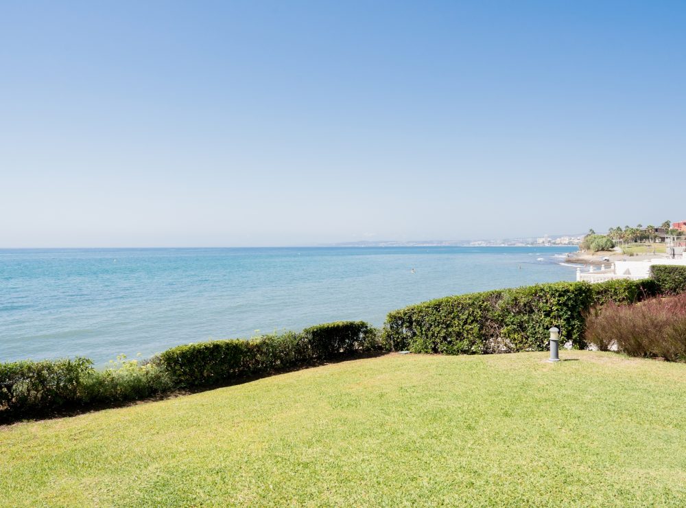 Beachfront frontline beach Townhouse Villas Andaluzas New Golden Mile Estepona Marbella