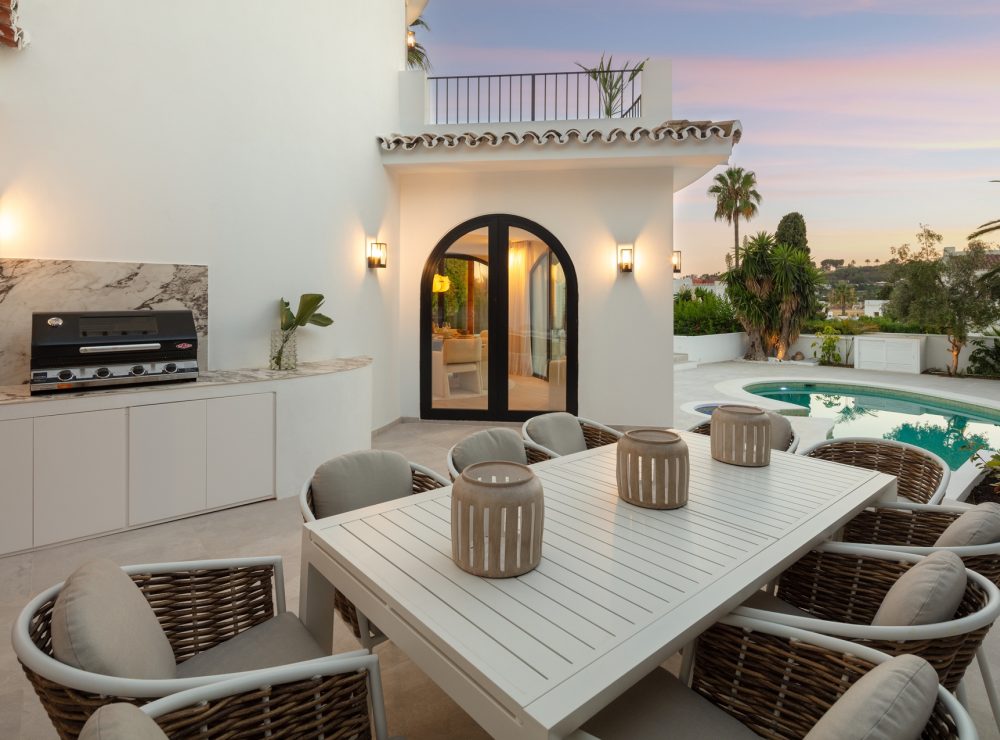 Villa Aloha 150 Nueva Andalucia Marbella