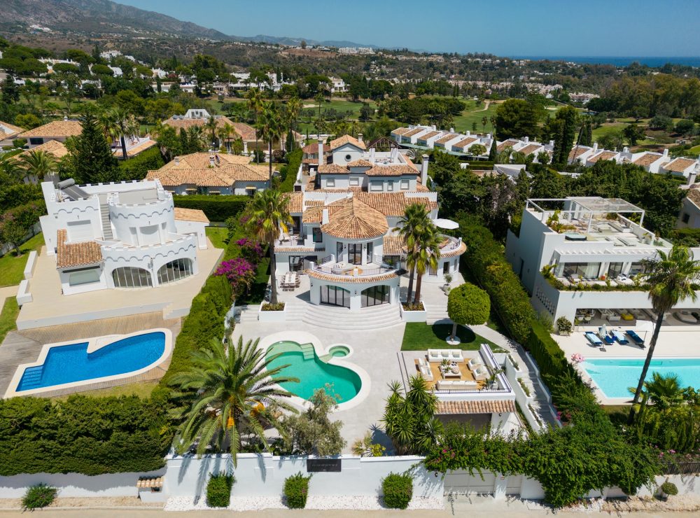 Villa Aloha 150 Nueva Andalucia Marbella