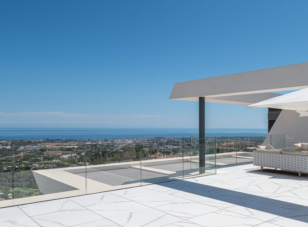 Penthouse Byu Hills Benahavis Marbella private pool sea views