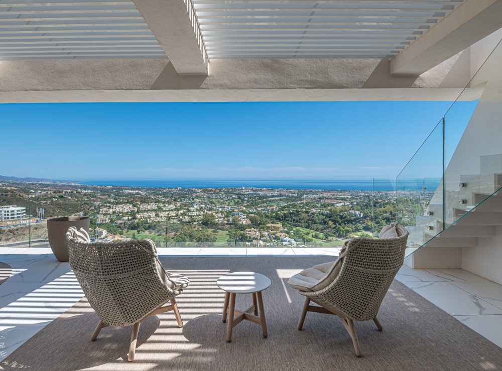 Penthouse Byu Hills Benahavis Marbella private pool sea views