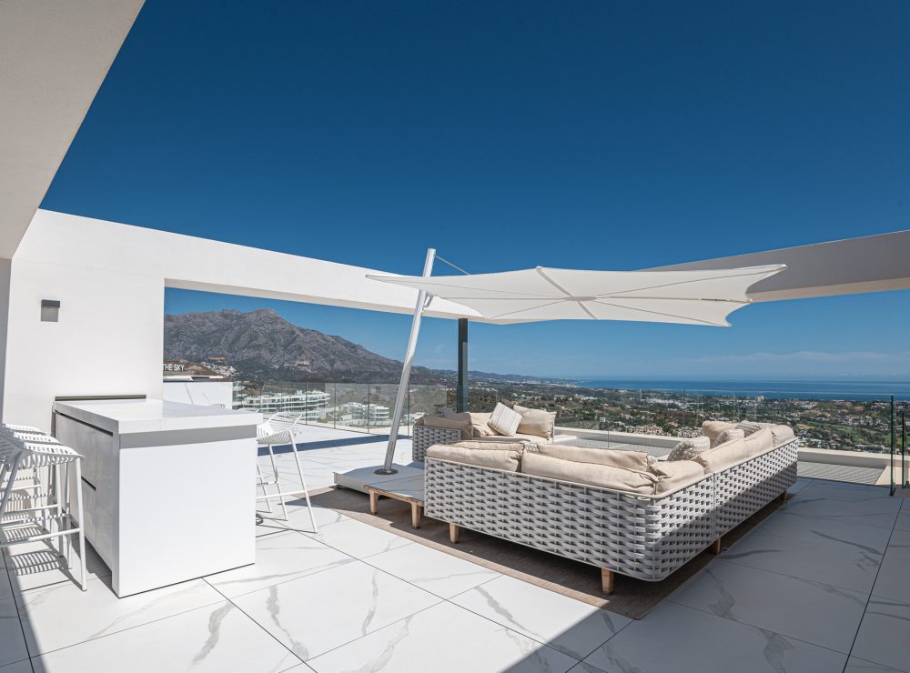 Penthouse Byu Hills Benahavis Marbella private pool sea views