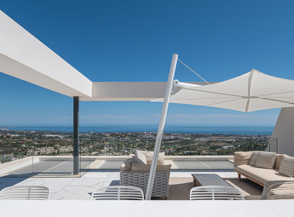 Penthouse Byu Hills Benahavis Marbella private pool sea views