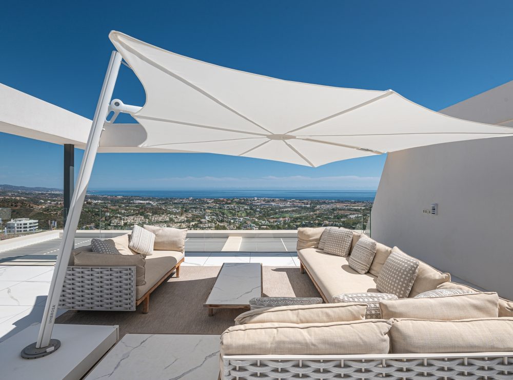 Penthouse Byu Hills Benahavis Marbella private pool sea views