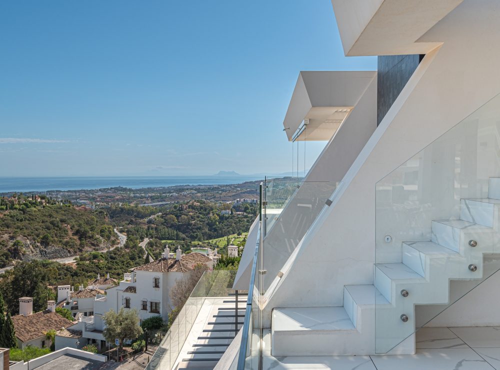 Penthouse Byu Hills Benahavis Marbella private pool sea views