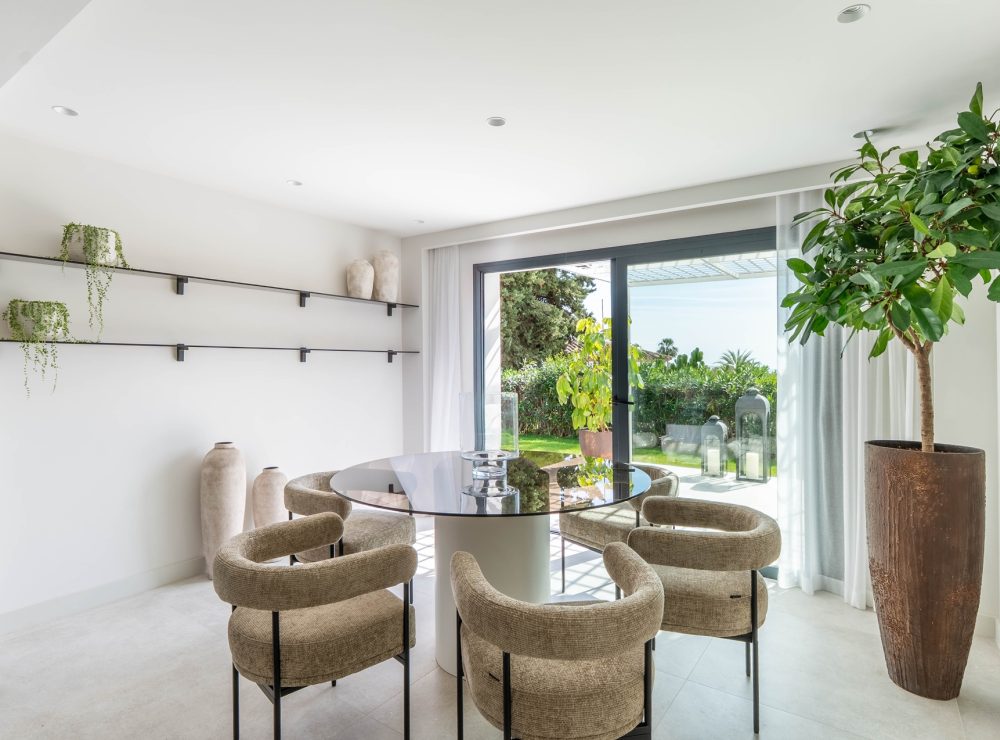 Villa Leones Nueva Andalucia Marbella