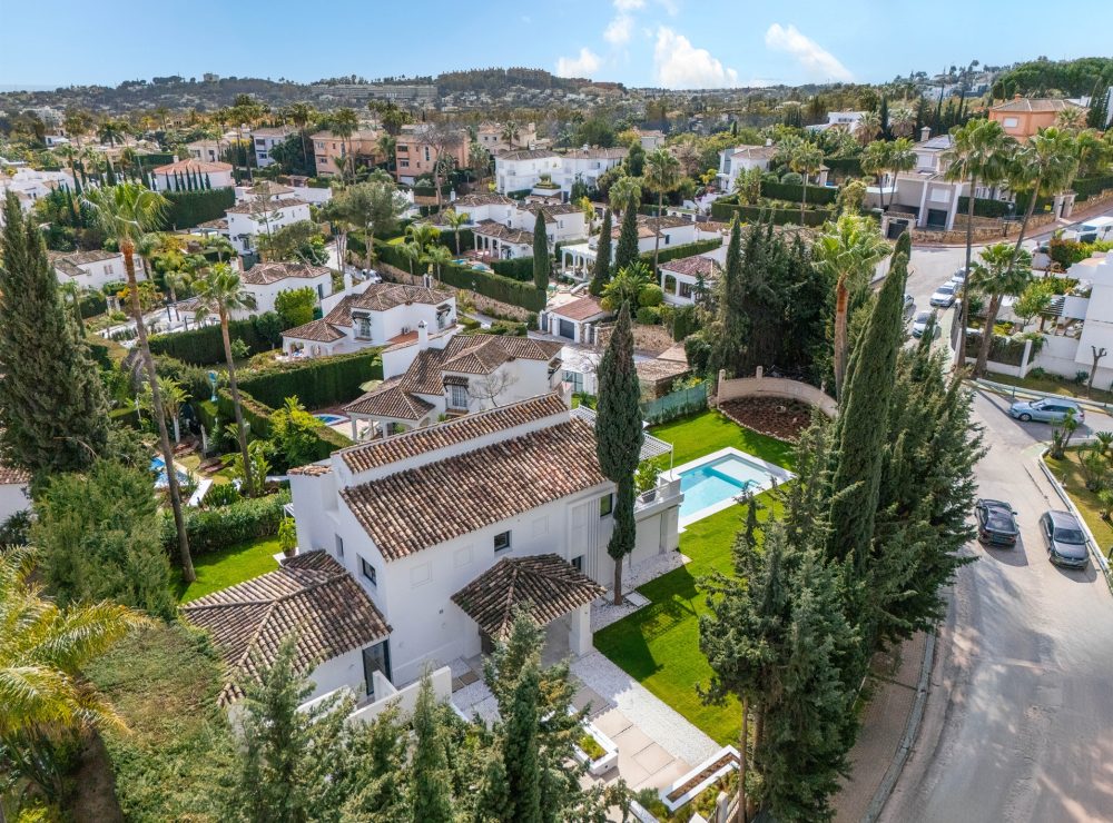 Villa Leones Nueva Andalucia Marbella